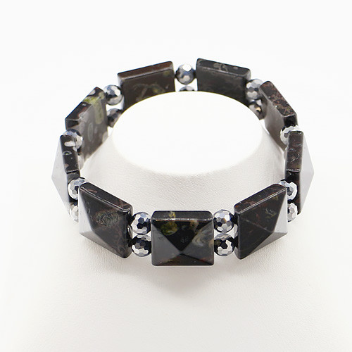 귀매옥 테라 피라미드 팔찌 국내제작